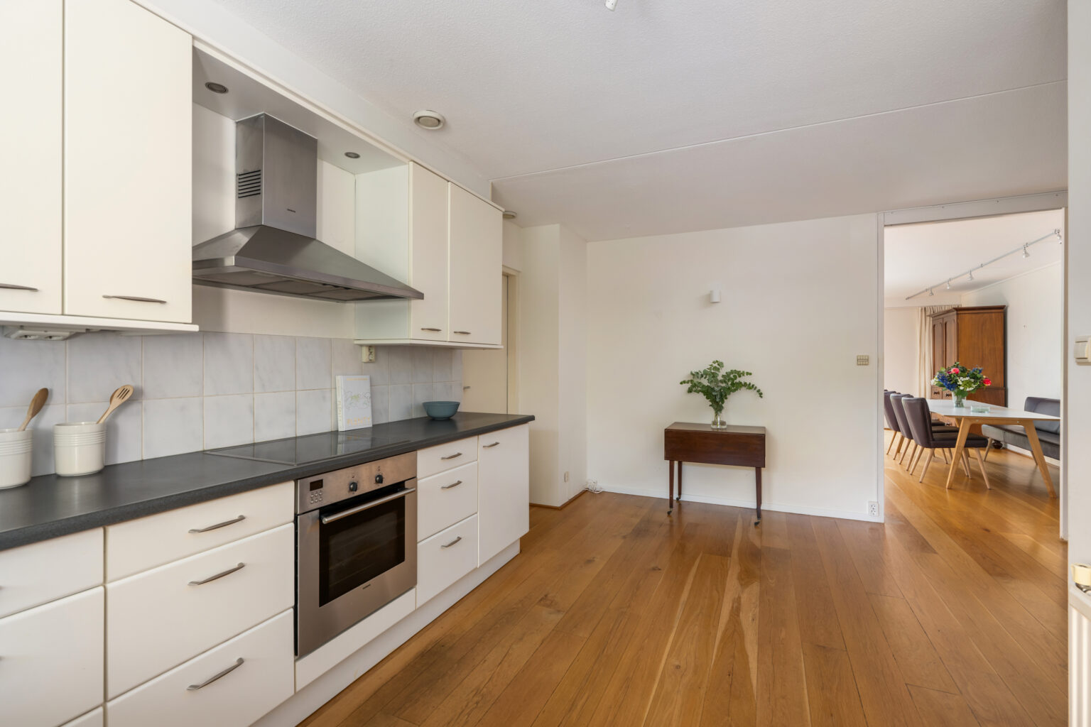 Hoekwoning te koop: Tijs van Zeventerstraat 26, Rotterdam